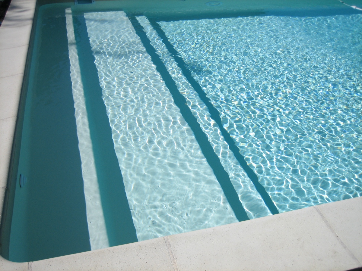 Escaliers de piscine à Nantes 
